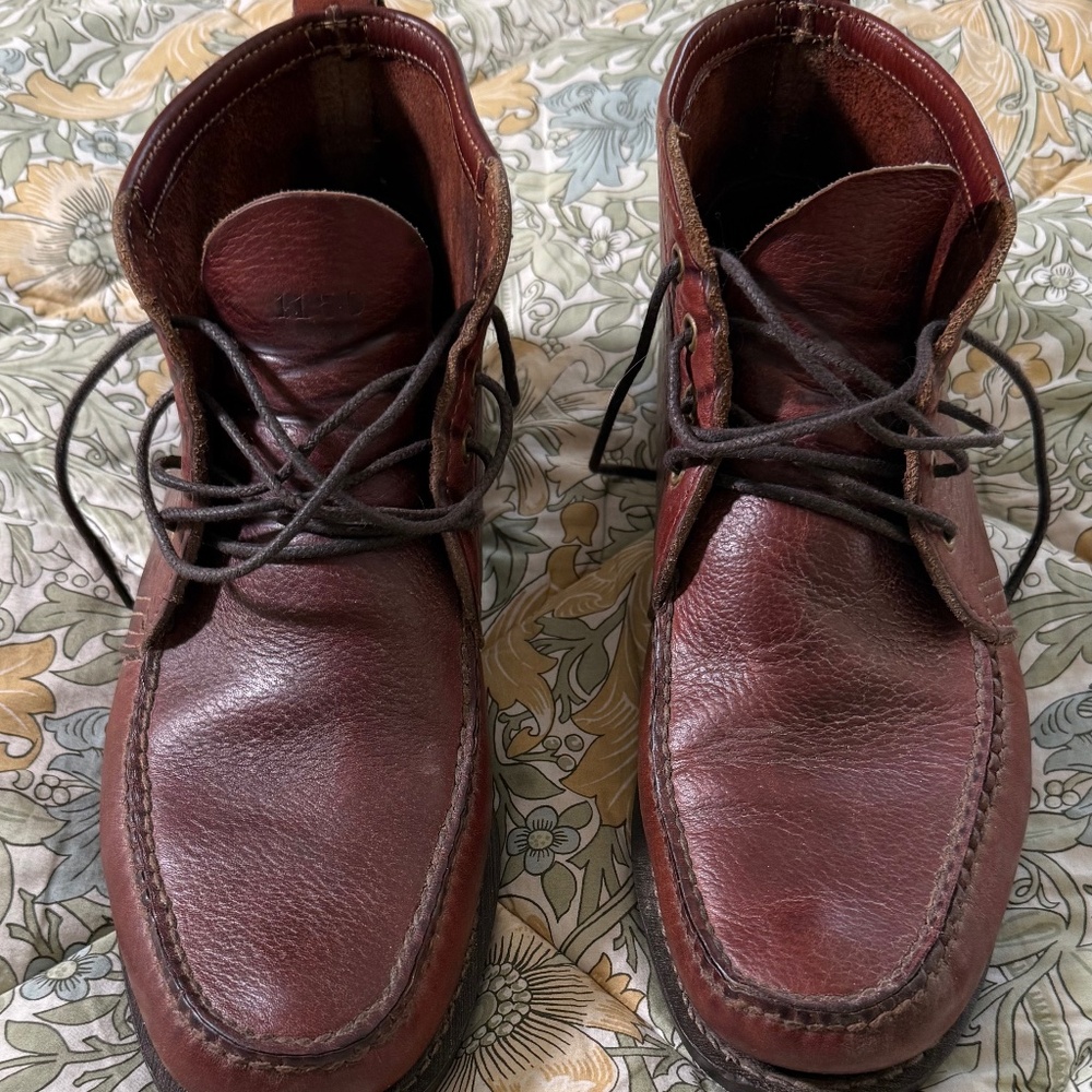 Men's Chukka Boots in Rich Brown Leather